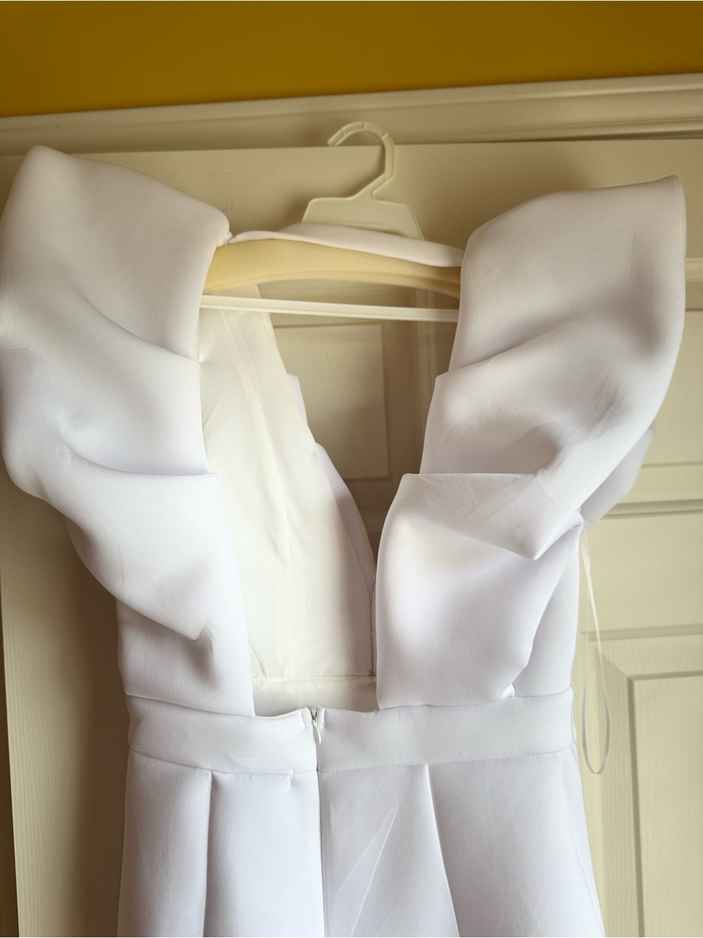 AKIRA White Puff-Sleeve V-Neck Midi Dress - Picture 5 of 6